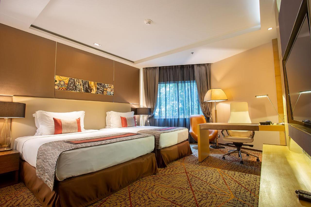 Graceland Bangkok By Grace Hotel - Sha Extra Plus Bagian luar foto