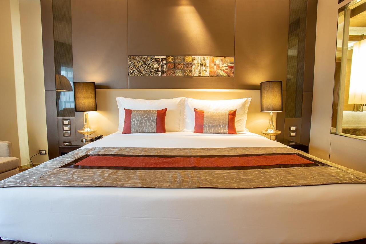 Graceland Bangkok By Grace Hotel - Sha Extra Plus Bagian luar foto