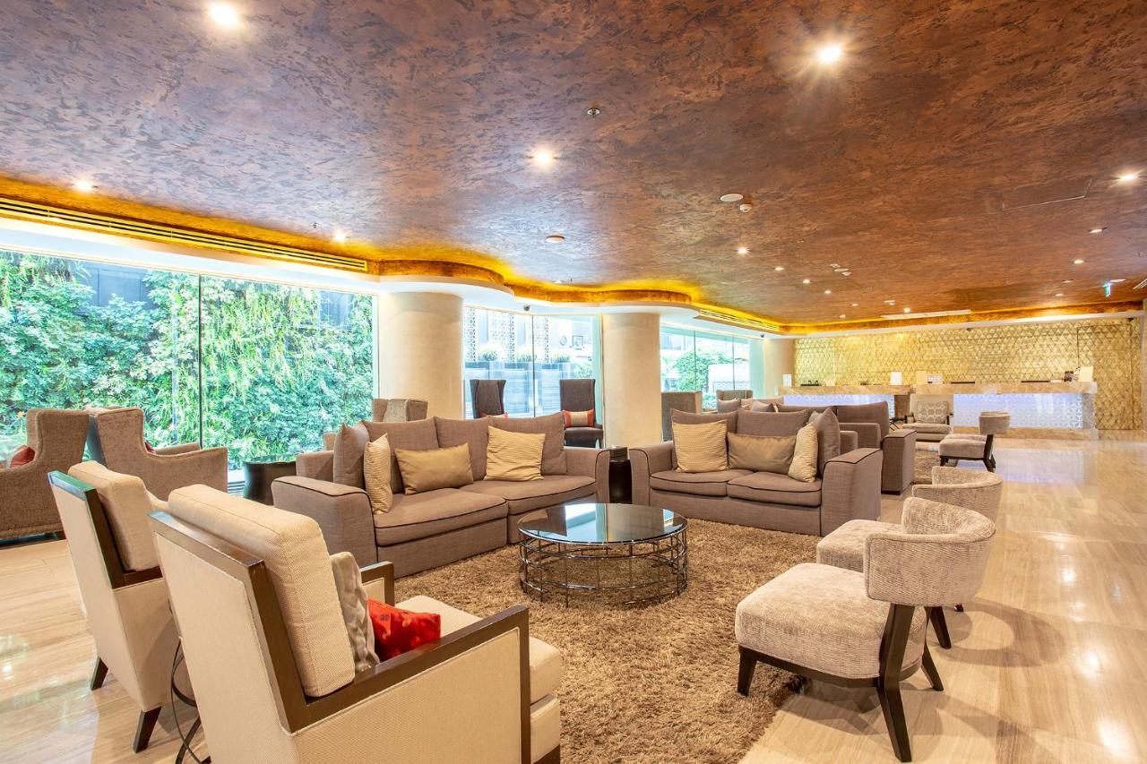 Graceland Bangkok By Grace Hotel - Sha Extra Plus Bagian luar foto